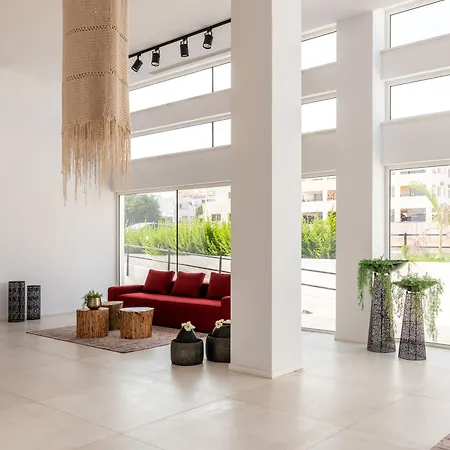 Abacus 住宿加早餐酒店 圣纳帕