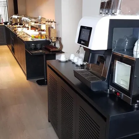 Abacus 住宿加早餐酒店 圣纳帕