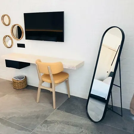 Abacus 住宿加早餐酒店 圣纳帕