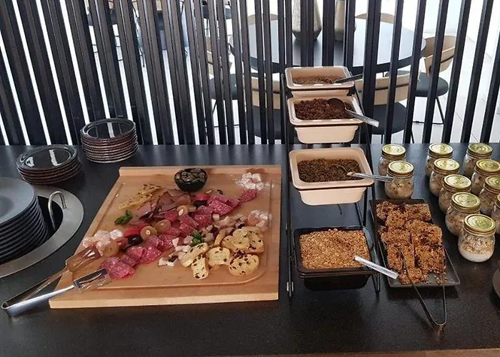 ベッド・アンド・ブレックファスト Abacus 4*