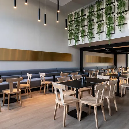 Couette-café Abacus 4*