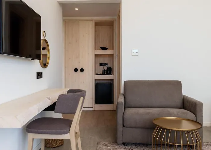 Bed & Breakfast Abacus Agia Napa